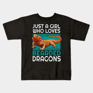 Just a girl who loves bearded dragons, bearder dragon lover, bearded dragon mom Kids T-Shirt